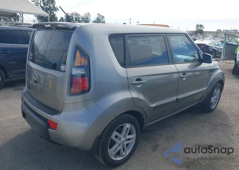 2011 Kia Soul + from USA, damaged, VIN KNDJT2A22B7235243